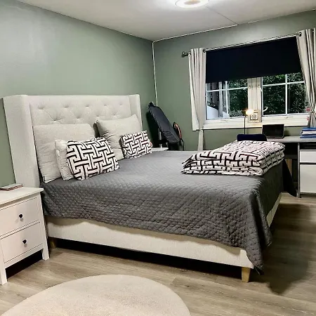 Appartement Spacious Scandinavian With Free Parking *